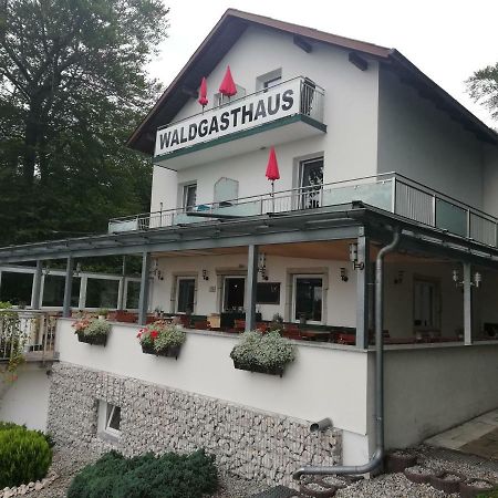 Waldgasthaus Hochburg-Ach Ngoại thất bức ảnh