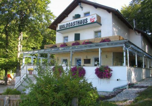 Waldgasthaus Hochburg-Ach Ngoại thất bức ảnh